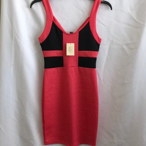 NEW GUESS ANITA DRESS SZ XS - Picture 5 of 5